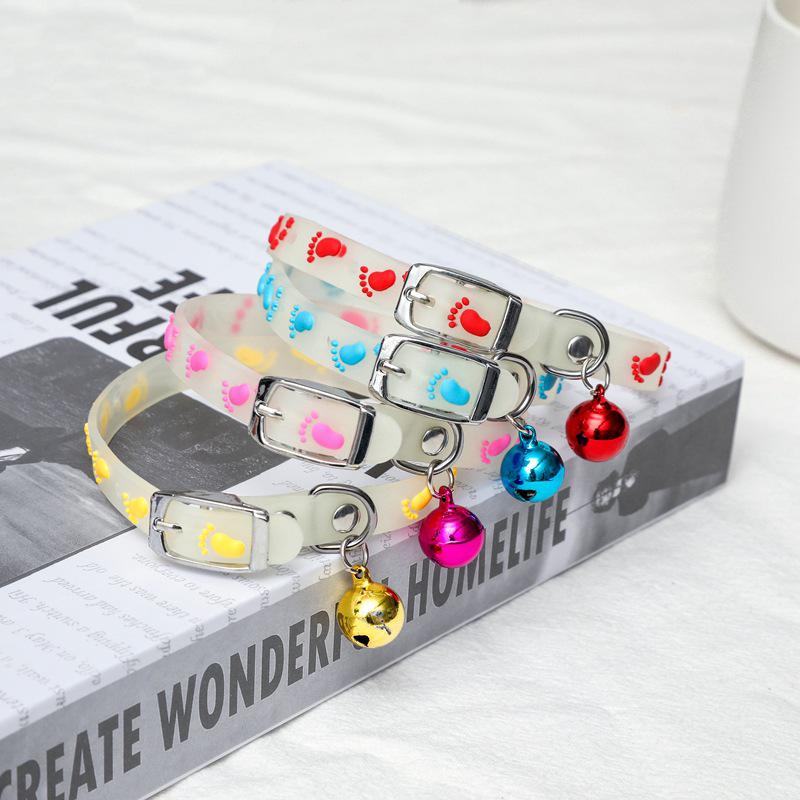 Glow-in-the-Dark Silicone Pet Collar: Luminous Anti-Lost Night Travel Accessory for Dogs and Cats