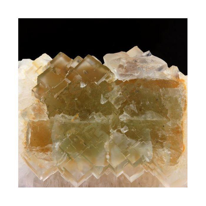 Fluorite + Quartz 183.3 carats