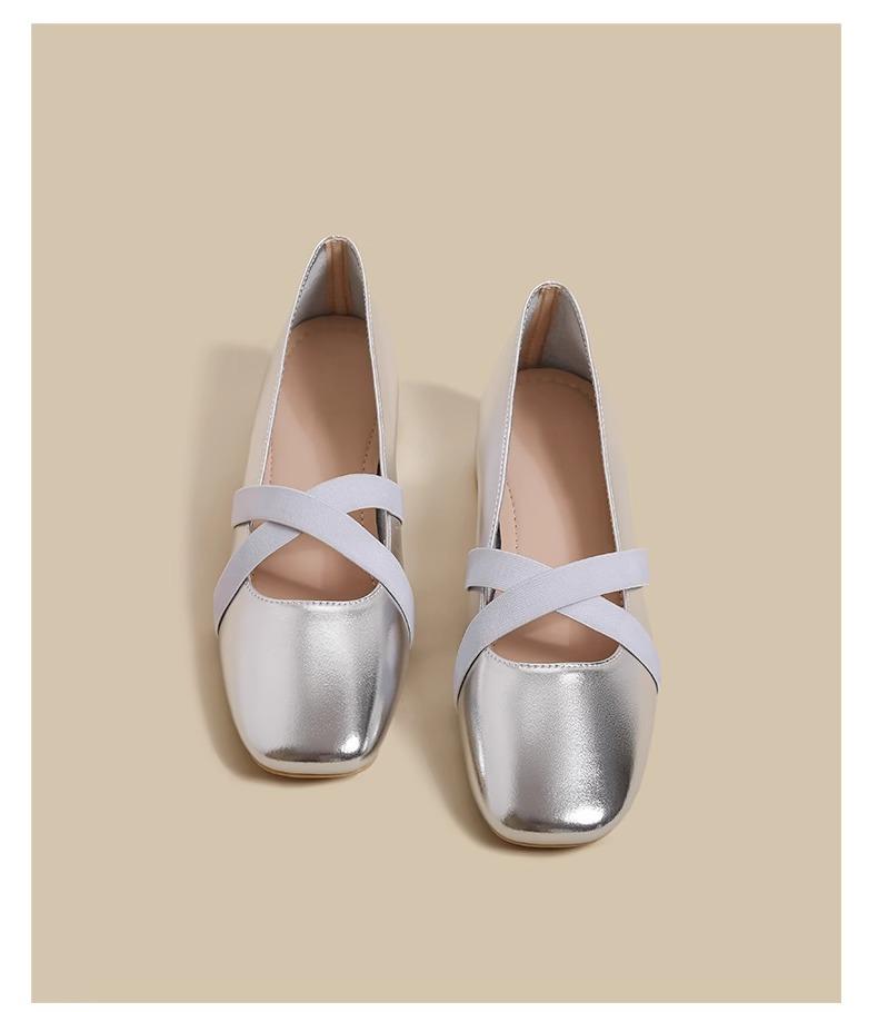 

Silver ballet single shoes women s 2025 summer new French cross evening breeze light mouth temperament flat Mary Jane shoes 40 сірий колір