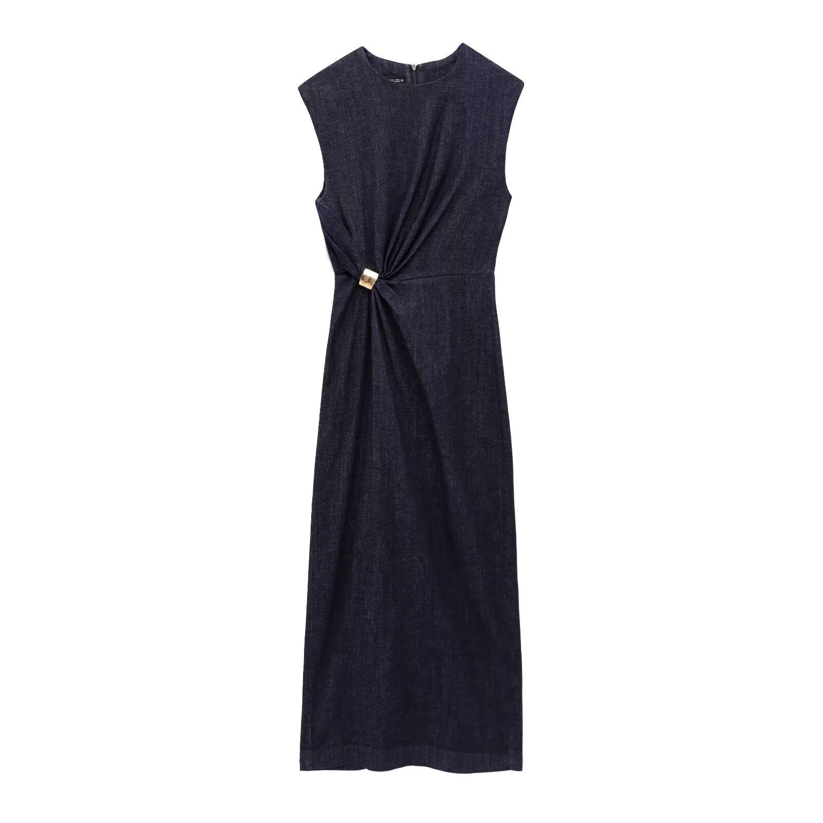 

2025 Spring Women s Gold-Embellished Sleeveless Denim Maxi Dress XS