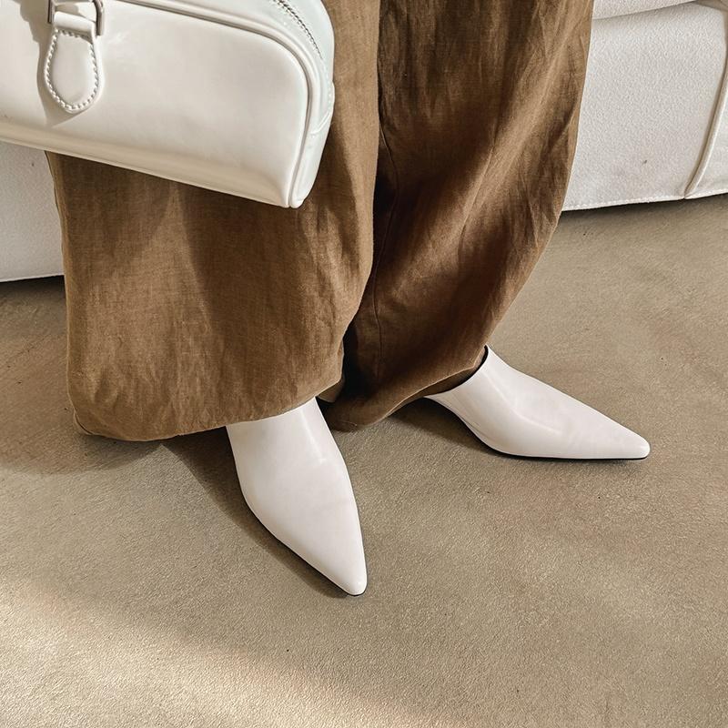 Fashion 2025 New Mueller Slippers Genuine Leather Women Shoes Sexy Pointed Toe Summer Shoes Ladies Snake Pattern Black White Party Shoes