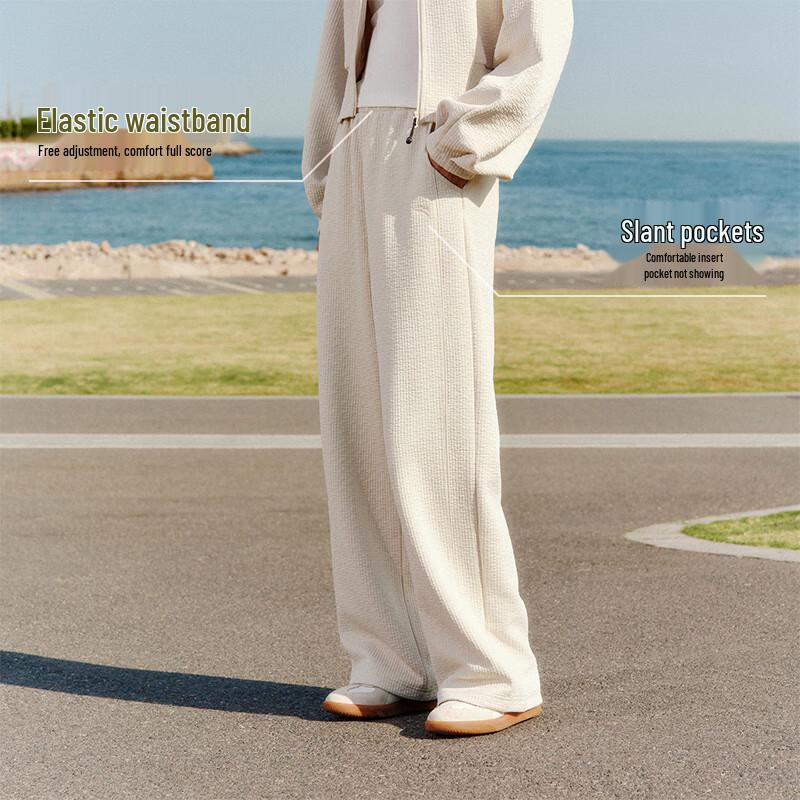 Anta Women's Relaxed Fit Straight-Leg Casual Pants