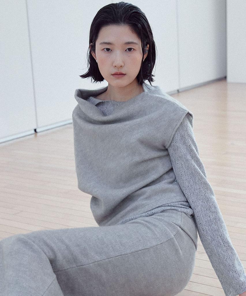 Yutosiseu Race Off-Shoulder Top(Grey)