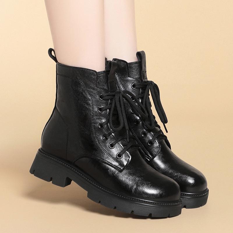 Women's British-Style Genuine Leather Ankle Boots - 2025 Autumn/Winter, Thick Sole, Velvet Wool Interior, Warm & Stylish.