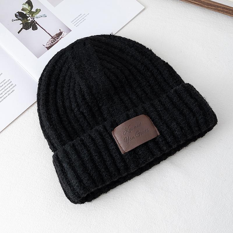 

Новый Стиль Мода Женская Зимняя Шапка Стильные Мягкие Шапки Бини для Женщин Уличная Одежда для Отдыха Теплые Вязаные Шапки 56cm-60cm чёрный