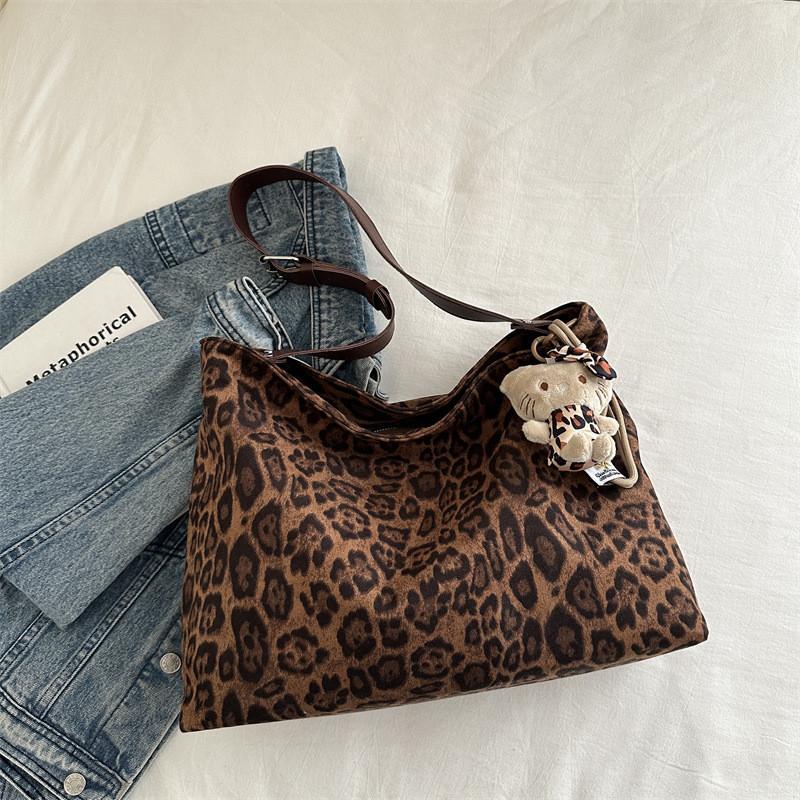 

Trendy Brown Pu Tote Bag For Women Autumn Fashionable Large Capacity Handbag StyleB