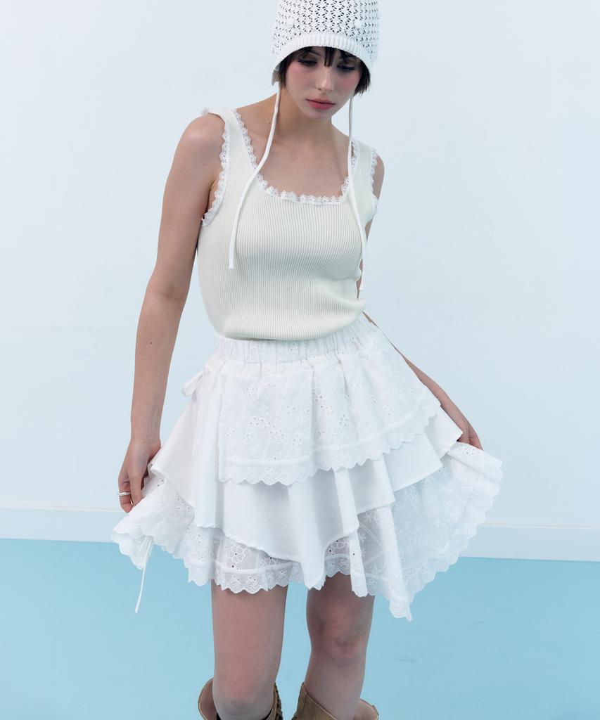 Cloet Lace Layered Tiered Skirt + White