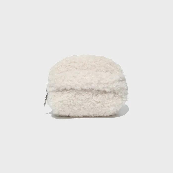 Clover Heart Fluffy Pouch Ivory