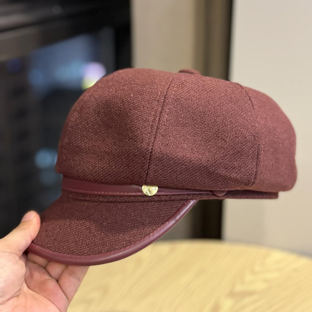 New Metal Label British Octagonal Hat for Women in Autumn and Winter All  Match Casual Face Showing Small Newsboy Painter Hat Duck Tongue Beret