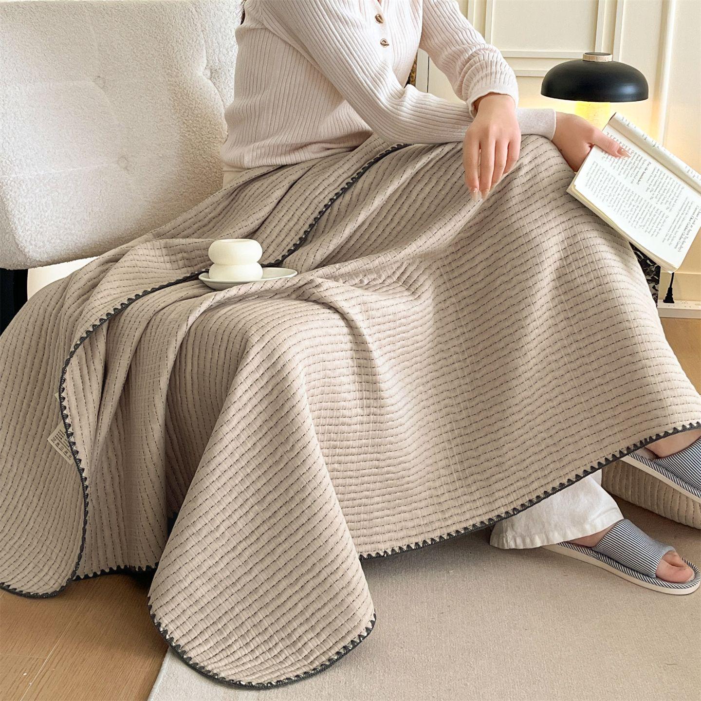 

A-Class Double-Layer Cotton Quilted Blanket: Multi-Functional Summer Quilt for Office & Home Simple Gray