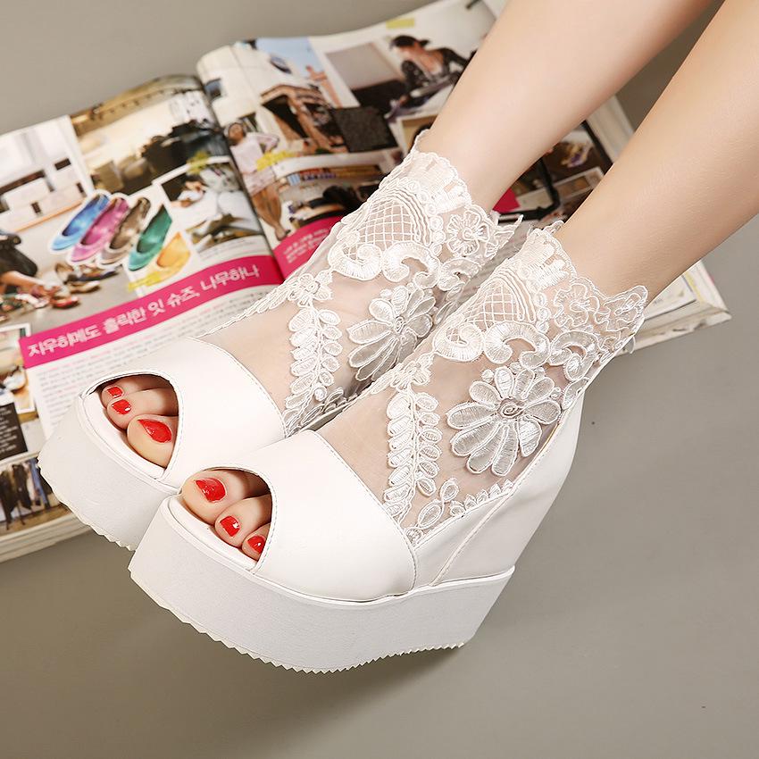 Women's Sweet Lace Peep Toe Wedge Sandals with Hidden Heel