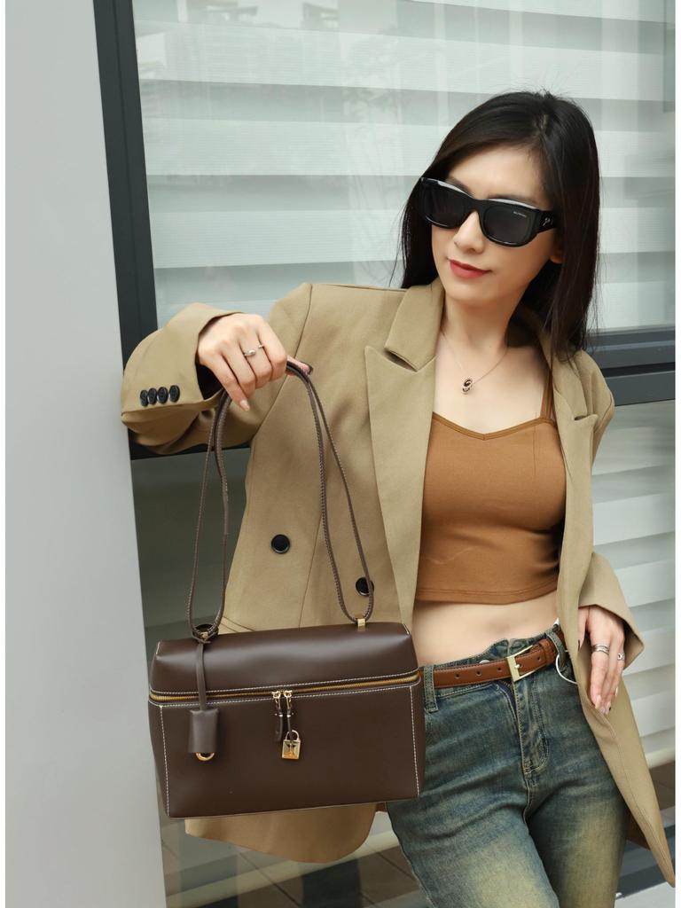 2025 Women's Genuine Leather Small Square Messenger Bag – High-Quality All-Match Handbag with Single Shoulder and Underarm Strap