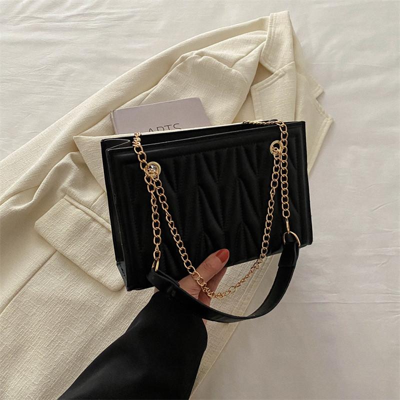Large Capacity Women s Bag 2024 Spring New Fashion Chain Texture Single Shoulder Bag Simple Casual Crossbody Small Square Bag Black чёрный
