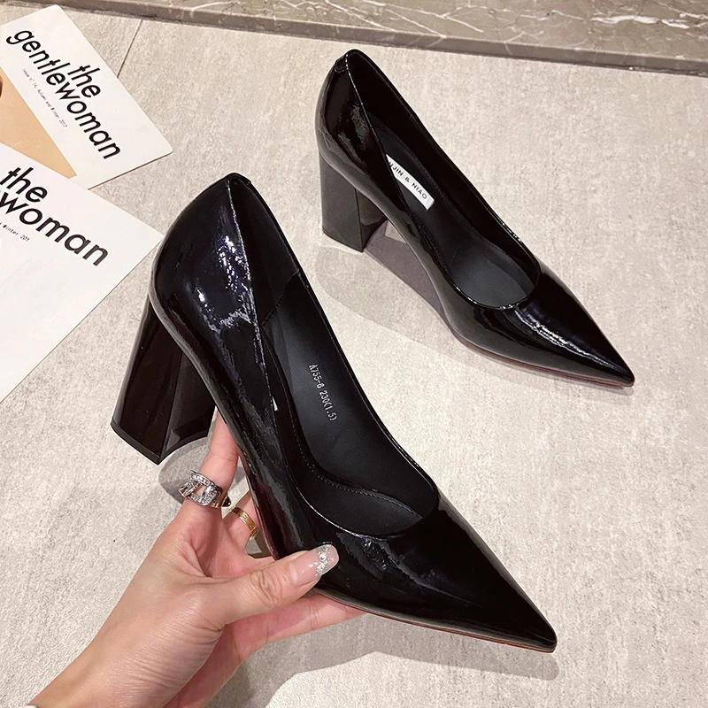 Fashion Women Shoes Patent Leather Slip-On Chunky Heels High Heels Women Temperament Pointed Toe Shallow Sexy Wedding Shoes Pumps