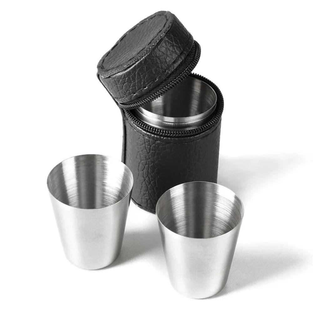 Flasque à Alcool En Acier Inoxydable Avec Revêtement Simili Cuir Noir Et Deux Gobelets - Marque CAT