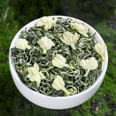 50g Tè verde al gelsomino - Gelsomino in fiore, foglie di tè verde danzanti. Naturalmente rinfrescante e una delizia sana