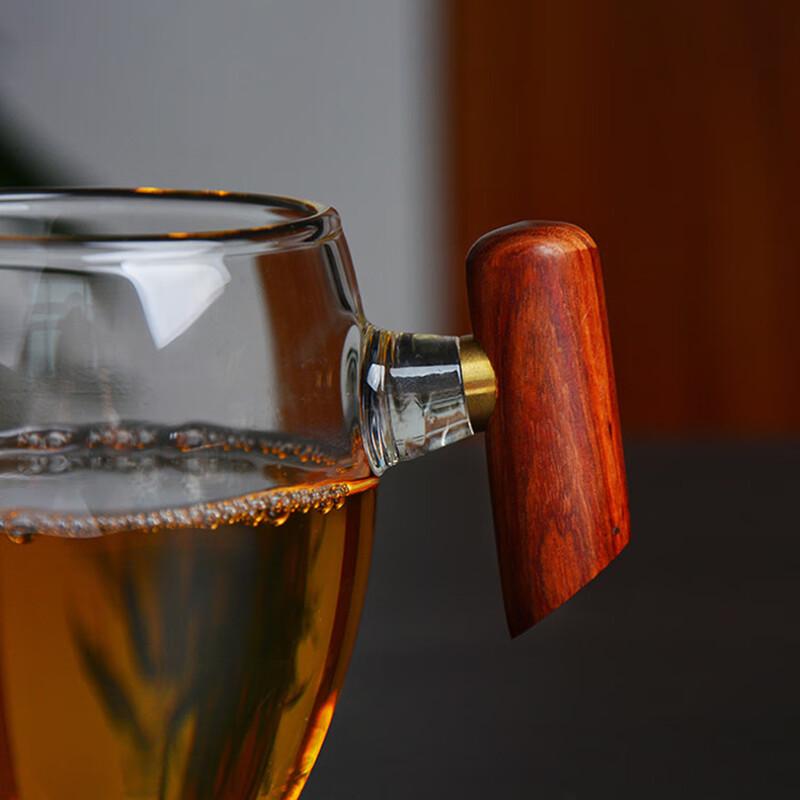 Shengfuyuan Wooden Handle Heat-Resistant Glass Tea Pitcher