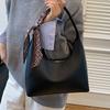 French Retro Underarm Bag, High-end Single-shoulder Commuter Bag, Fashionable Large-capacity Handbag