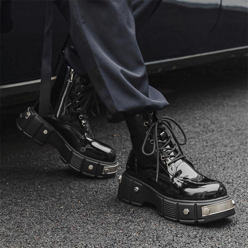 Men's High Top Boots Punk Style Metal Rivet Patent Leather Platform Boots Designer Shoes Mens Motorcycle Boots Botas Para Hombre