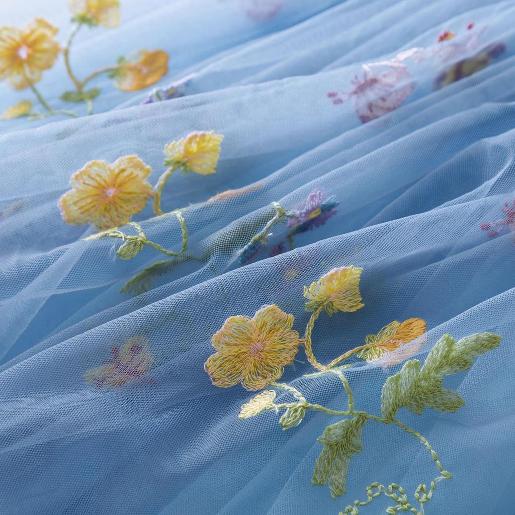 Dívčí móda Roztomilé motýlí princeznovské šaty Barevné šaty s květinovou výšivkou