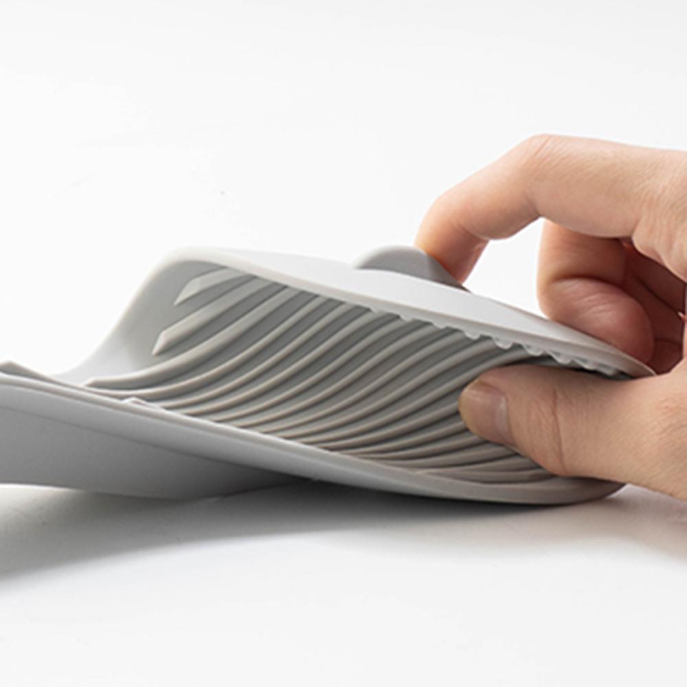 1/4Pcs Silicone Spoon Holder Rest Pad Kitchen Utensils Spatula Heat Resistant Placemat Tray Insulation Mats Kitchen Tools