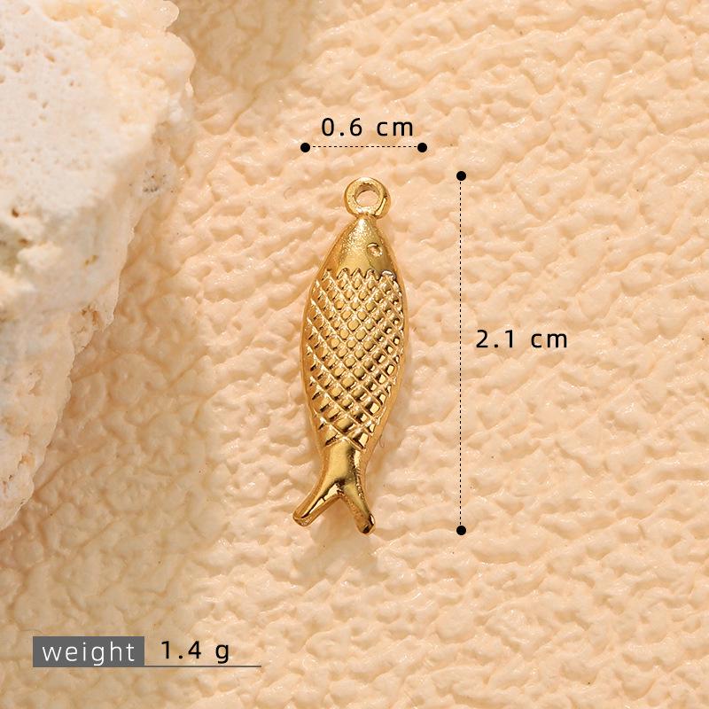 Goldener Fischgräten-Anhänger aus Edelstahl: Süßer Anhänger für DIY-Armbänder, Halsketten, Ohrringe