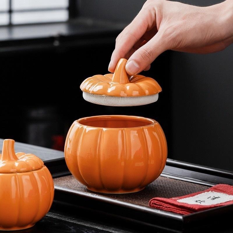 Creative Ceramic Simulation Fruit Strawberry Candy Jar Spice Jar Tea Canister Household Sealed Storage Moisture Desktop Tea Table Ornaments