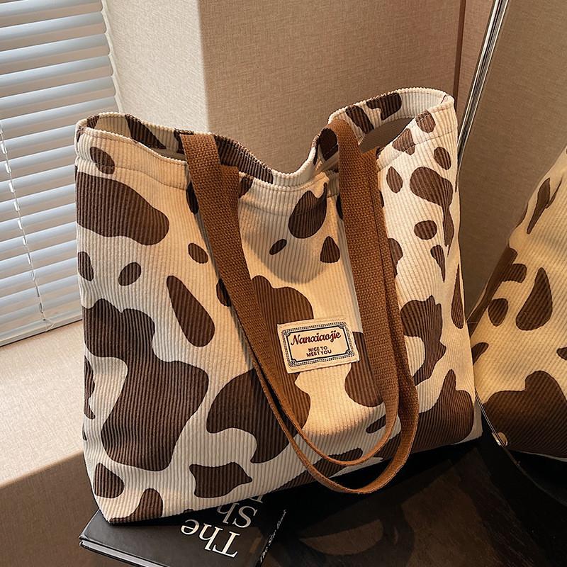 Korean Minimalist Literary Aesthetic Tote Bag Large Capacity Single Shoulder Handbag Fashion Student School Office Commuter Bag for Women