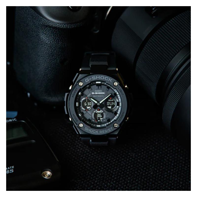 Casio Black Men's Waterproof Quartz Watch Date Display Day Display Solar Quartz Movement Resin Strap Japanese and Korean Watch Men's GST-W100G-1B