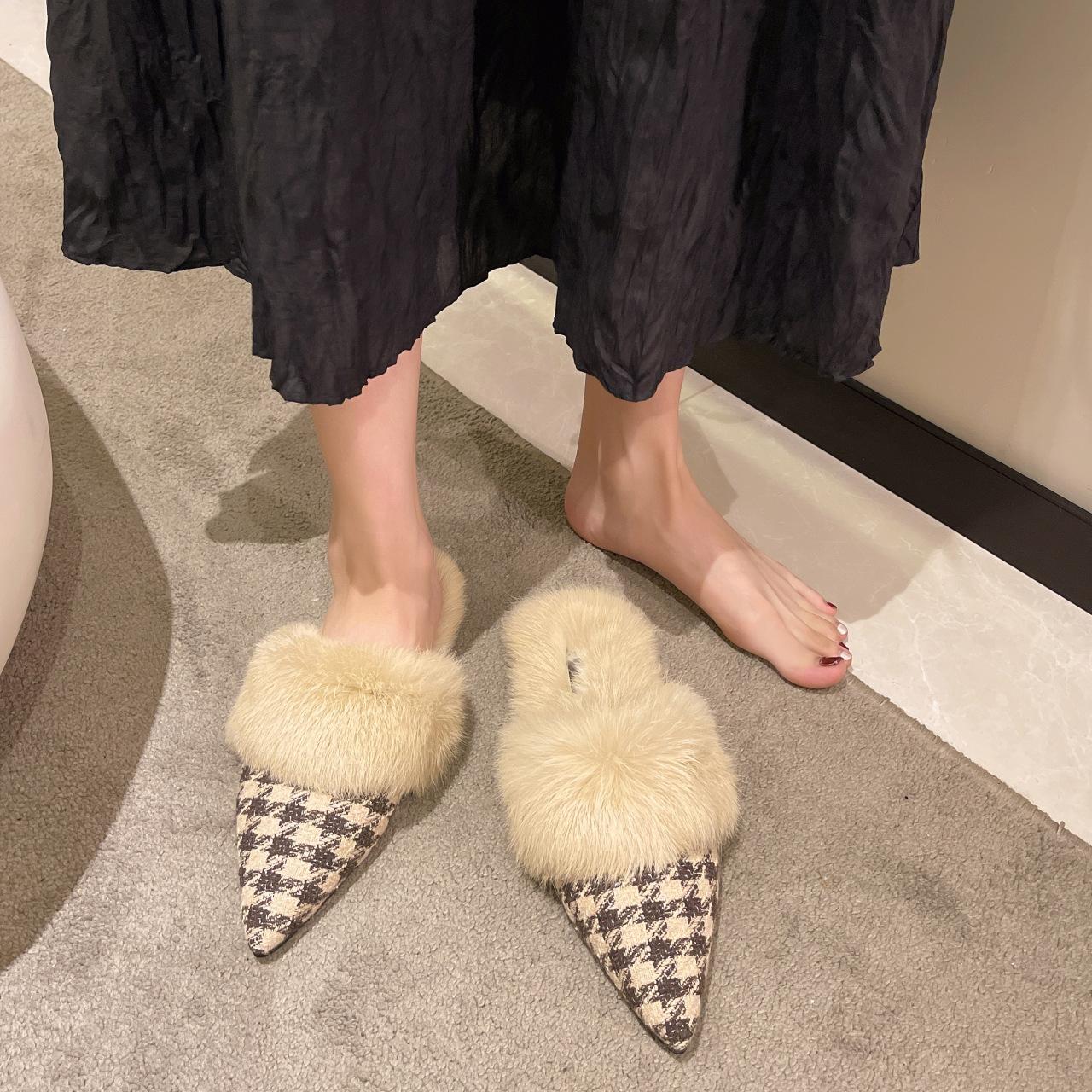 

Модная сумка голова полутапочки женские 2025 осень новые тысяча птиц сетка носить удобная плоская подошва нескользящие острый носок волосы тапочки 39