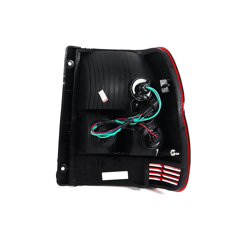 Left Right Car Rear Tail Light Taillight Brake Lamp For Mitsubishi Pajero Montero IO Pajero MINI 1998-2007 MR535073 MR535074