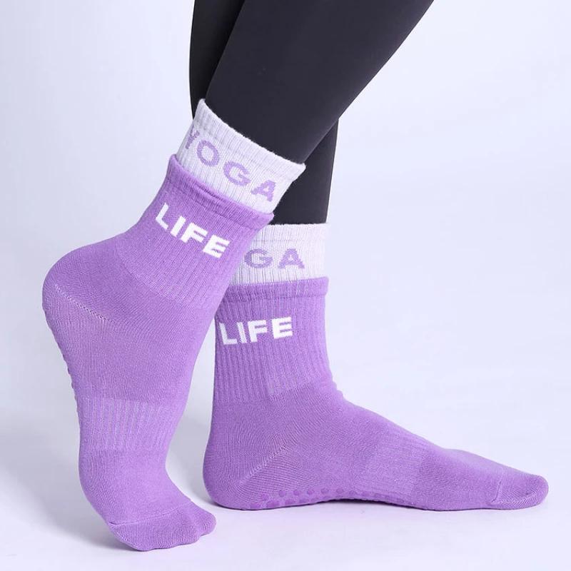 New Colorblocked Mid-calf Professional Non-slip Sports Socks Women Yoga Pilates Socks Indoor Dance Fitness Training Floor Socks