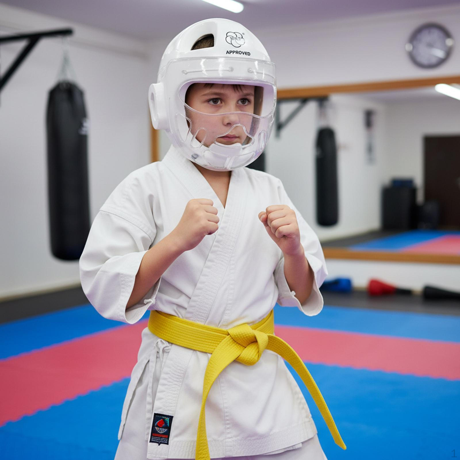 Karate galvas aizsargs, elpojošs, ar sejas