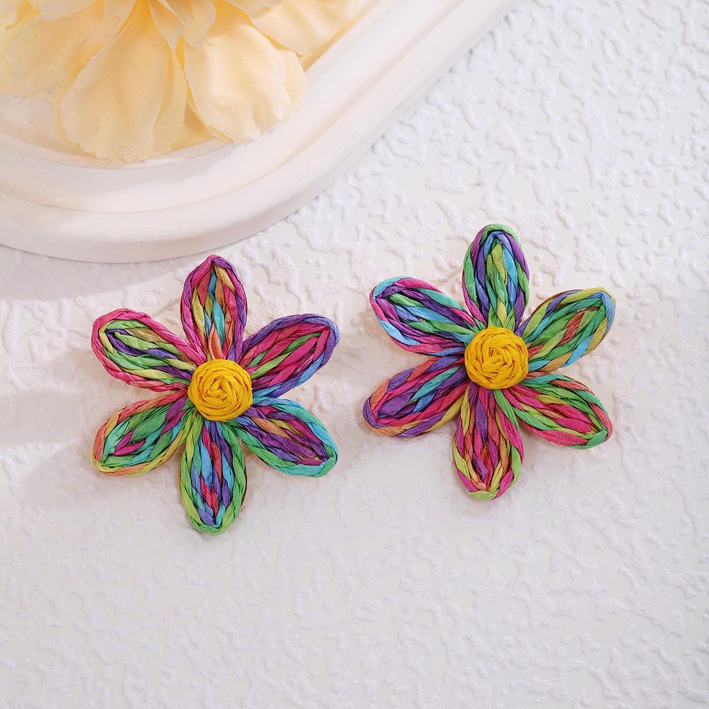 Dopamine Colored Flower Earrings, Vacation Wind Bohemian Wind Contrasting Color Raffia Earrings Women
