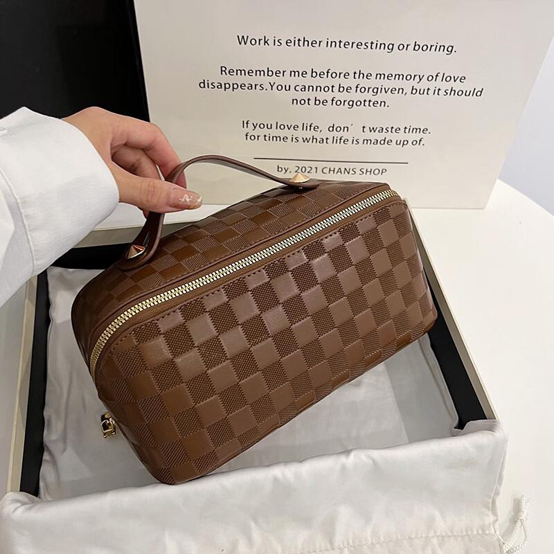 OEING Portable Cosmetic Travel Bag