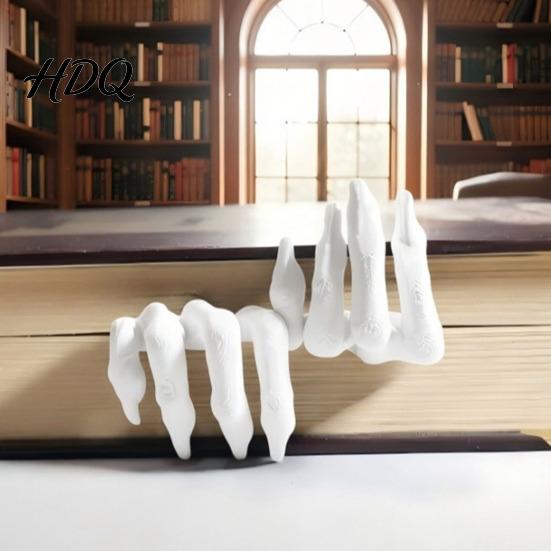 Devil Hand Bookmark Gothic Creepy Demon Claw Bookmark 3D Printed Scary Dark Style for Book Lovers Halloween Bookshelf Decor Shaped