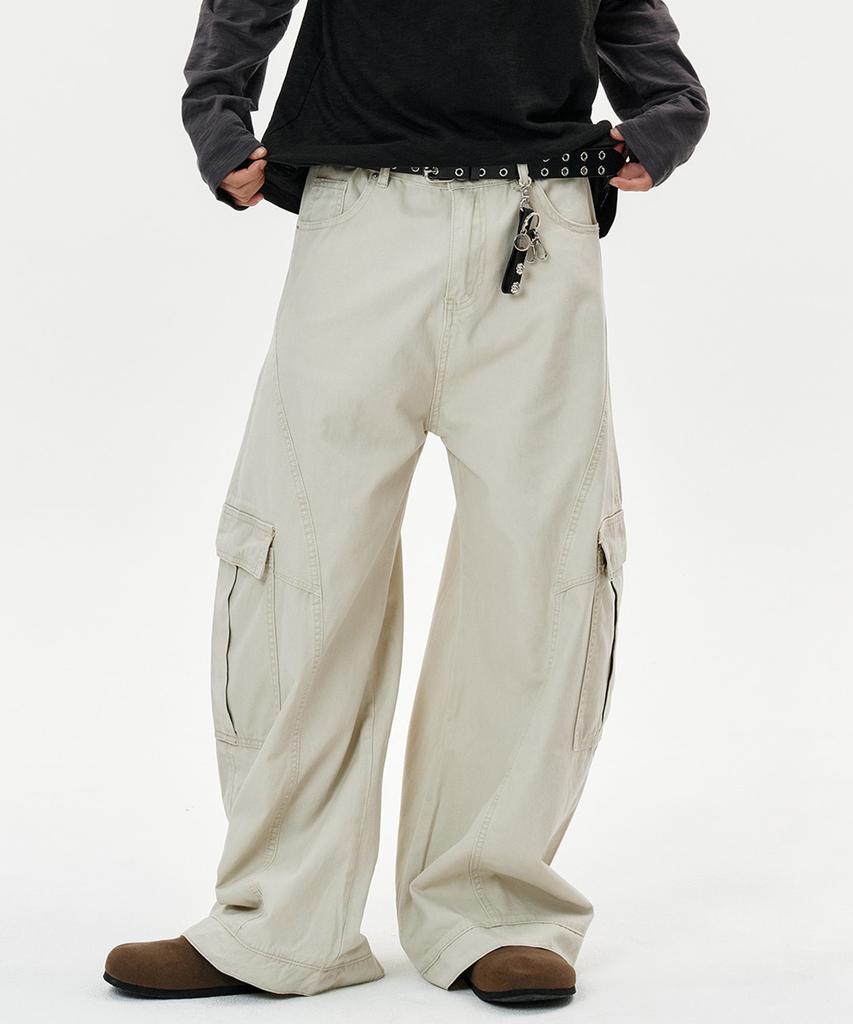 DEEP SENSE Slit Cargo Curved Pants - Beige