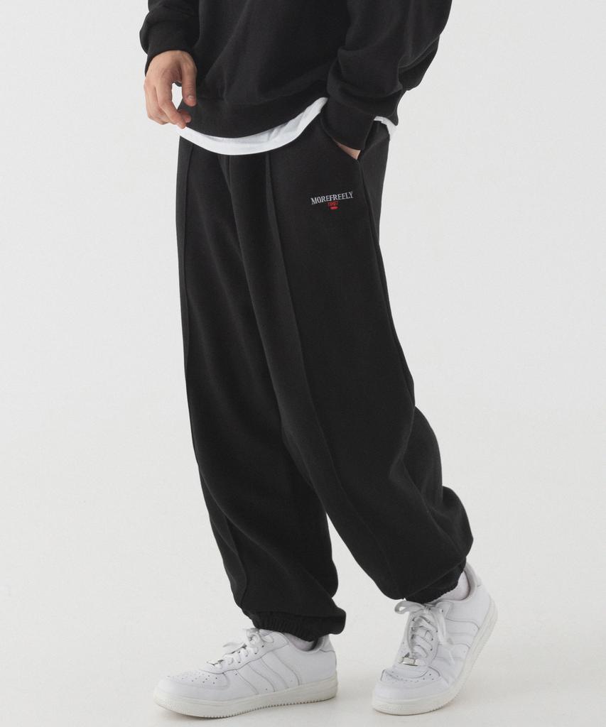 PIANER Slogan Pintuck Jogger Sweatpants (Black)