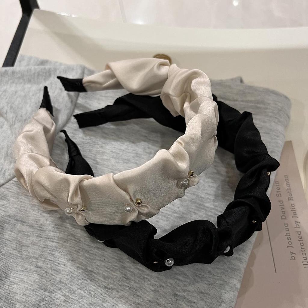 Elevated Pearl Pleated Satin Wide Headband for Versatile Fashion and Outings