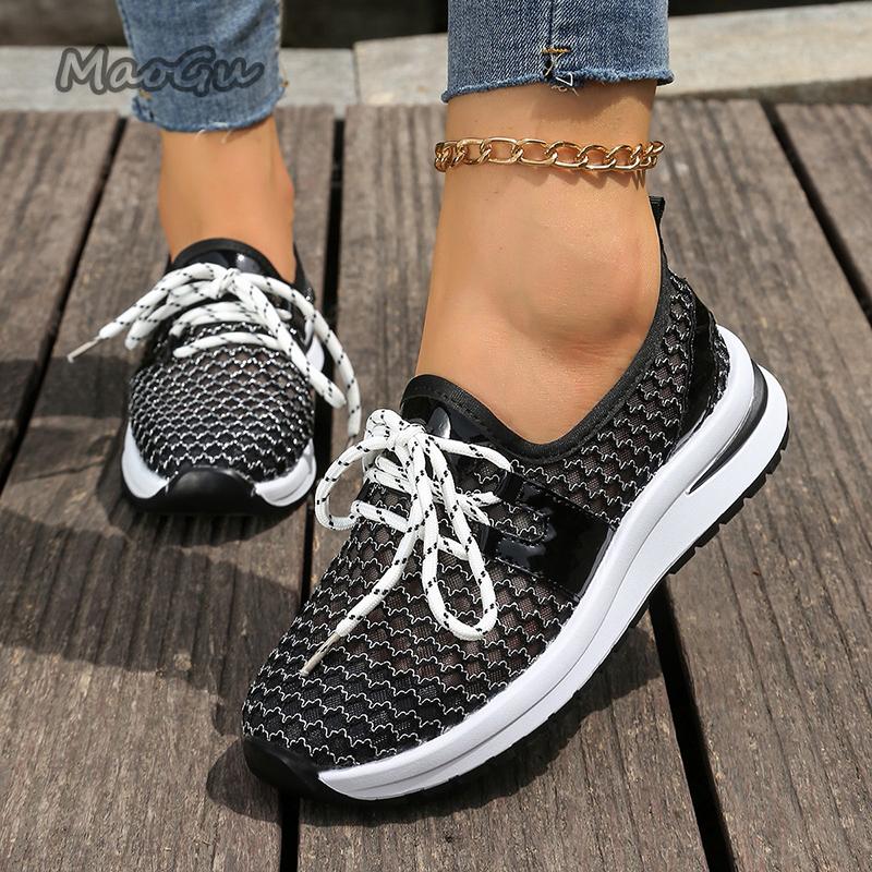 Fashion Hollow Mesh Breathable Sneakers for Women 2025 Summer Lightweight Slip On Sports Shoes Woman Plus Size Fashion Platform Sneakers