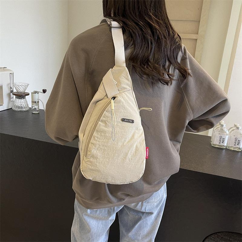 Unisex brystveske Enkel oppbevaringsveske Lett reiseveske Liten ryggsekk Crossbody-veske Mote Uformelt Single Should-vesker