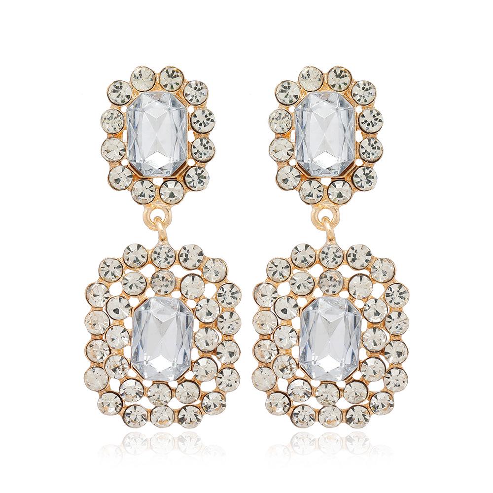 Elegant European-American Square Rhinestone Stud Earrings - Brilliant and Trendy Design