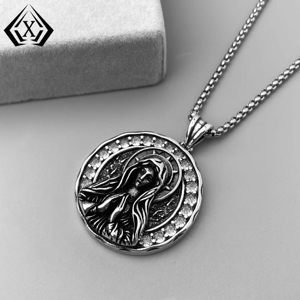 Gothic Punk Girl Prayer Pendant Necklace: Niche Design, Dark Style, Heavy Industry Influence
