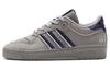 Încălțăminte unisex – Adidaşi