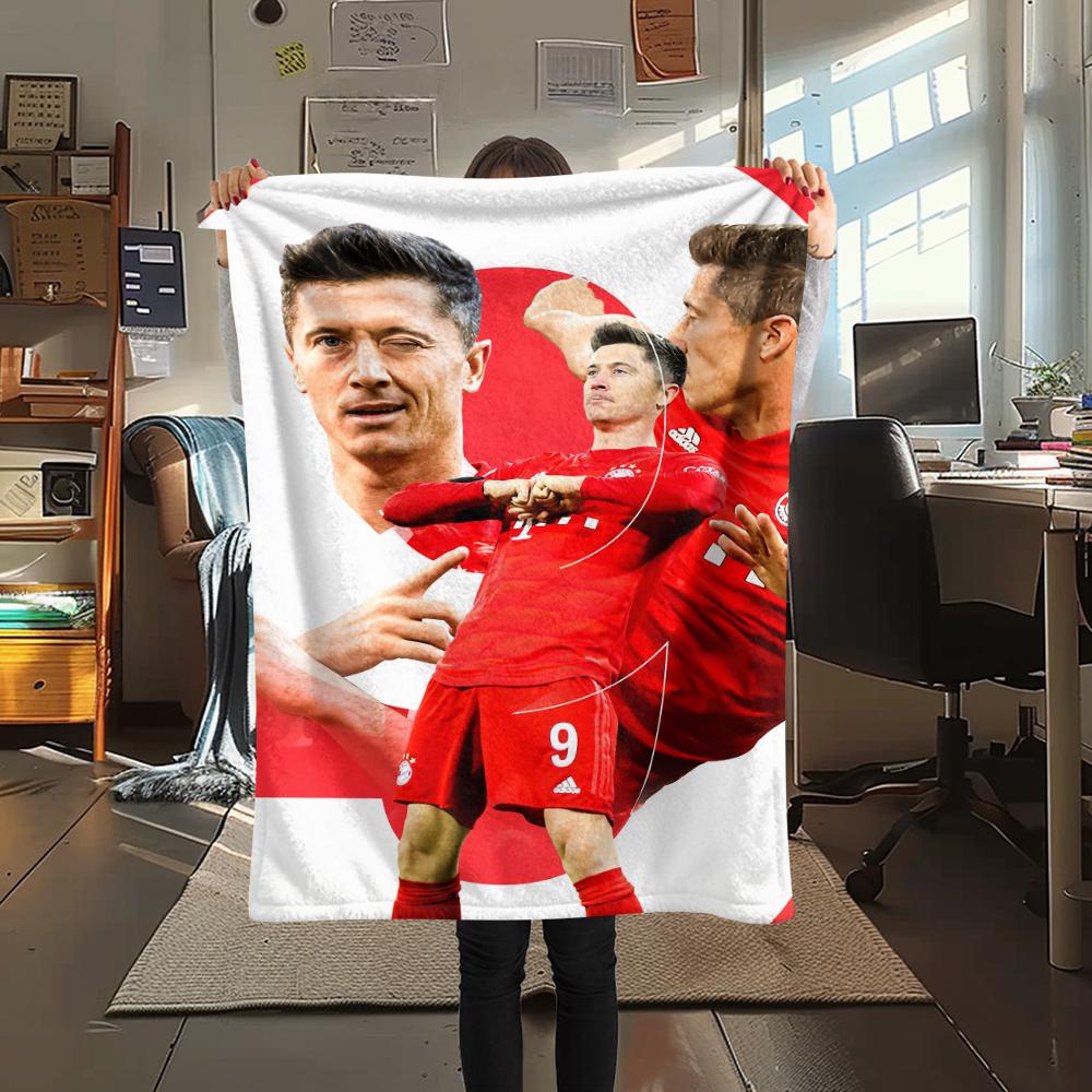 Robert Lewandowski pattern Flannel Blanket, High quality Comfortable for All Seasons, Home Decor, Warmth and Comfort, Perfect for Gifts.
