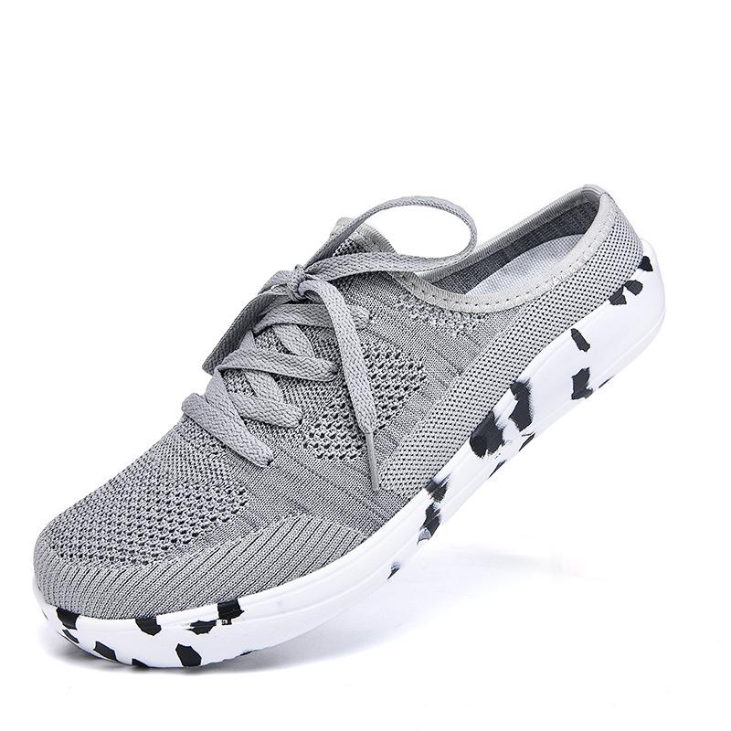 New Unisex Slip-On Casual Shoes: Lightweight, Wide-Toe Design for Men & Women, Perfect for Outdoors.