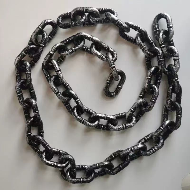 

Halloween Spooky Plastic Chain Costume Accessory for Haunted House Decoration about 98.5cm