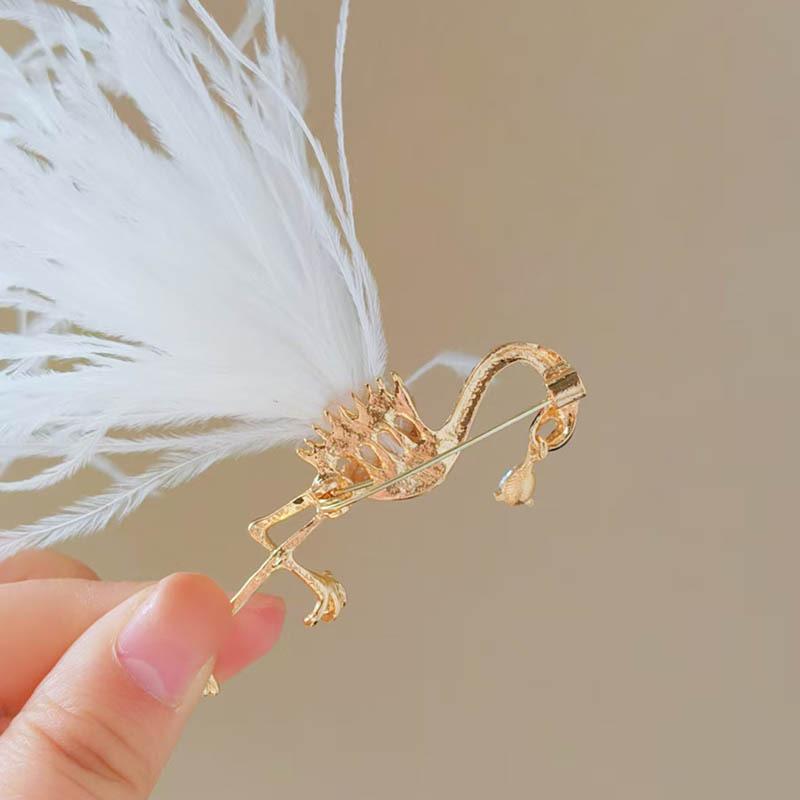 Chic Feather Flamingo Badge 1Pcs Brooch for Women Girls Animal Pin Accessory for Bag Hat Clothes Decoration