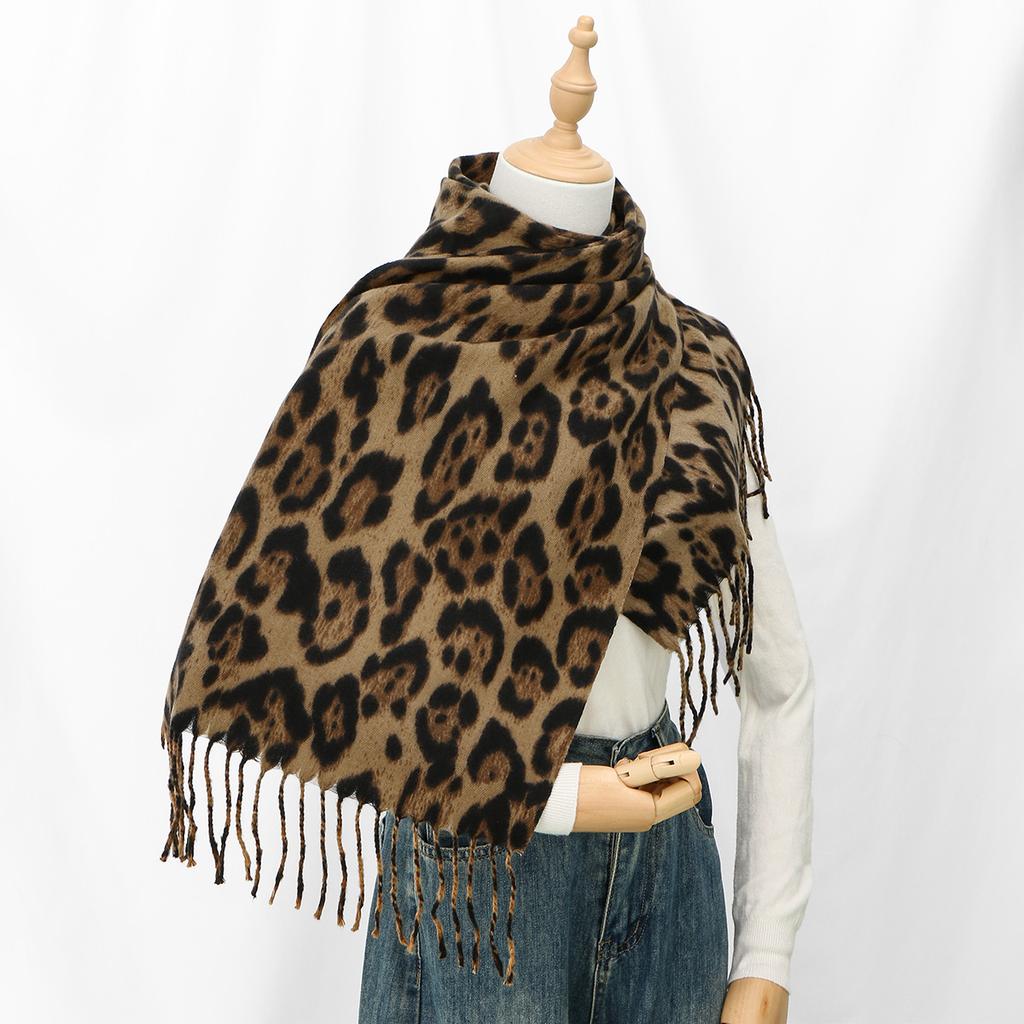 Novo Lenço Pashmina de Leopardo de Luxo Xales Envoltórios de Caxemira Cachecóis Longos de Inverno Quentes Moda Feminina Mantas Longas Cachecóis com Franjas 180*30Cm