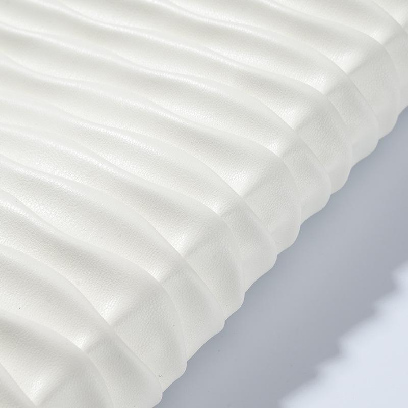 Wireless Quilted 3D Embossed Pleated PU Breathable Waterproof Stretch Fabric for Apparel, Bags, and Shoes